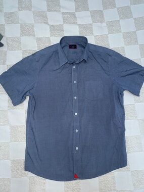 NWOT UNTUCKit Petrus wrinkle-free short sleeve button-up shirt
